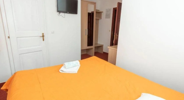 Rooms Cvitar - Center, Забронировать Отель Отели Гореньска 3 звезды, 3*