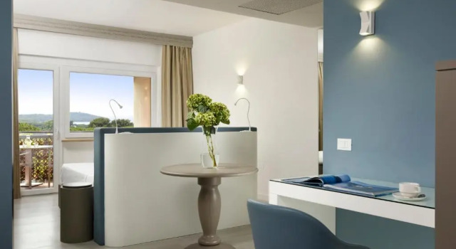 Трёхместный номер Deluxe с видом на море Golf Hotel Punta Ala
