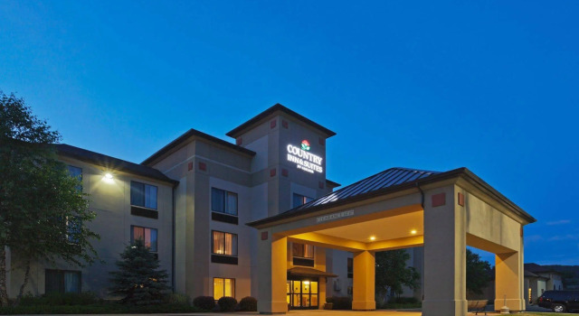 Comfort Inn & Suites Cooperstown - Milford, Buchen Sie Hotel Milford Pike County