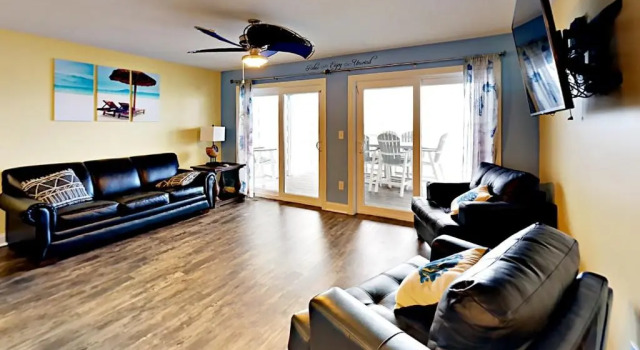 Put-In-Bay Waterfront Condo #103, Забронировать Отель Отели Островов озера Эри с бассейном, Бассейн