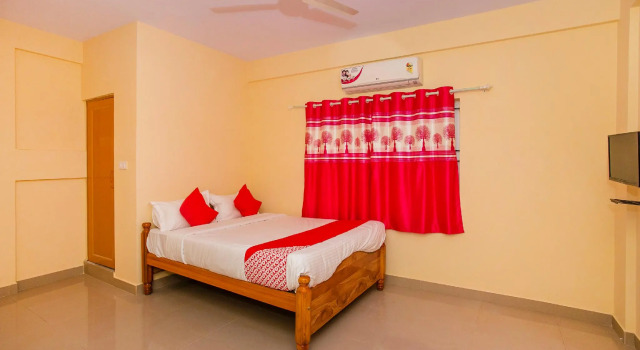 OYO 25032 Seven Hills Guestline, Забронировать Отель Отели штата Карнатаки 3 звезды, 3*