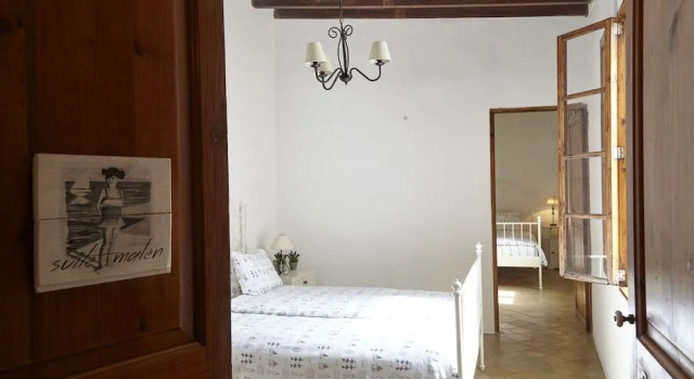 Hostalet can Pep, Rezerwuj Bed and Breakfast Hotele w Majorka z parkingiem, Parking