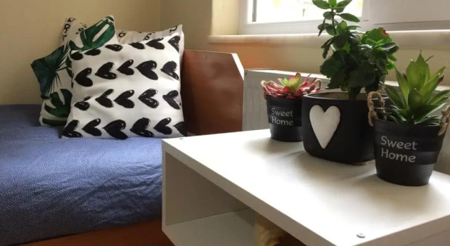 Апартаменты Comfy Flat 2 No Air Condition but has ceiling fans and central Heating