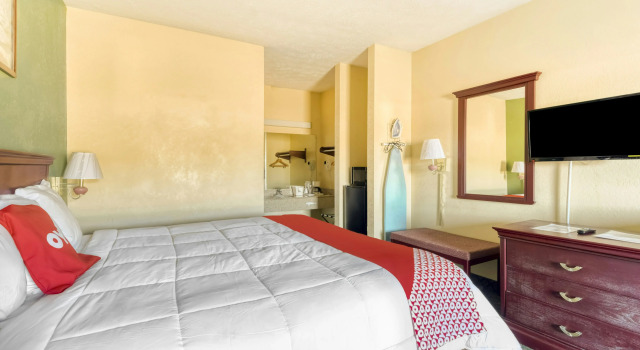 OYO Hotel Grenada West, Брондау Қонақ үй Гренада 