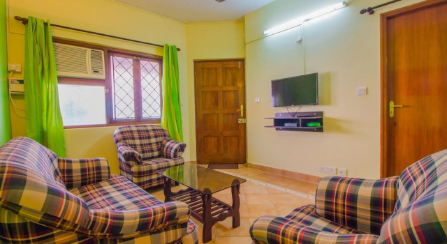 OYO 14407 Home Serene 3 BHK Bungalow Miramar, Varaa Hotelli Panaji Pohjois-Goa