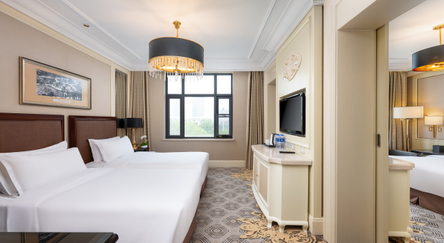 Crowne Plaza Zhengzhou by IHG, Book Hotel Jinshui District Henan