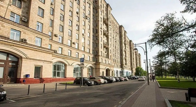 Улучшенные апартаменты «Apartlux на пл. Победы», Забронировать Апартаменты/квартира Отели Москвы с парковкой, рядом с Парк Победы (Арбатско-Покровская), Парковка