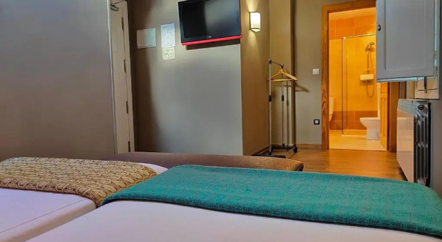 Трёхместный номер Standard Hotel Arrope
