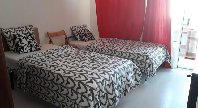 Beautiful Private Room With River View In Lisbon, Забронировать Отель Отели Лиссабона 3 звезды, рядом с Пристань Parque das Nacoes, 3*