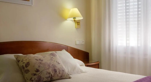 Номер Economy RVHotels Avenida