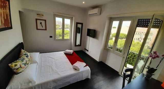 Place to Be&b, Prenota Hotel Giuliano-Dalmata Roma