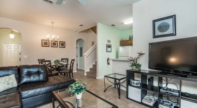 2714ca 4 Bedroom Townhouse, Забронировать Апартаменты/квартира Апартаменты Давенпорт, Апартаменты/квартира