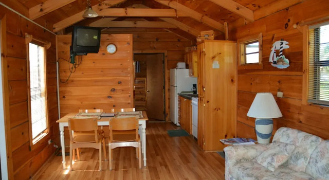 Номер Standard с 2 комнатами Camp Mack Lodge, Marina & RV Resort