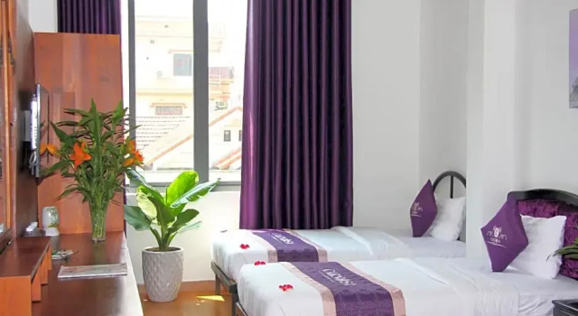 Трёхместный номер Superior Eden Hue Hotel