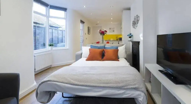 Charming Tower Bridge Apartment, Забронировать Апартаменты/квартира Саутворк Лондон, рядом с Дхарма-центр «Кагью Самье Дзонг» в Лондоне
