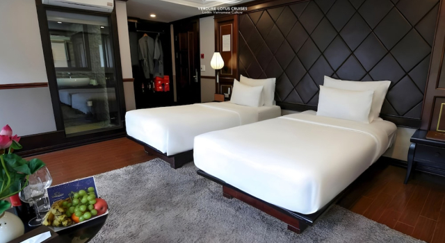 Семейный номер Standard с балконом и с видом на залив Verdure Lotus Classic Cruise on Lan Ha Bay