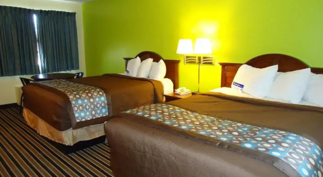 Standard Vierer Zimmer Walnut Inn
