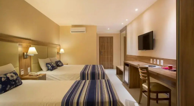 Трёхместный номер Standard Hotel Atlantico Praia