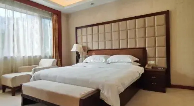 Люкс Deluxe с 2 комнатами Tiantai Hot Spring Resort