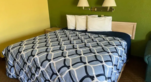 Antlers Inn, Prenota Hotel Cuero Texas