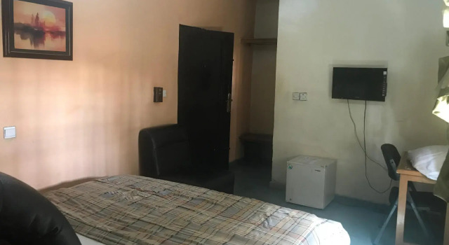 Daniel Suites
