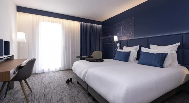 Двухместный номер Standard с балконом Hôtel Mercure Toulon La Seyne-Sur-Mer