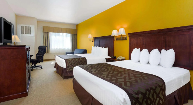 Четырёхместный люкс The Montcler Hotel - Redberri Luxury Collection