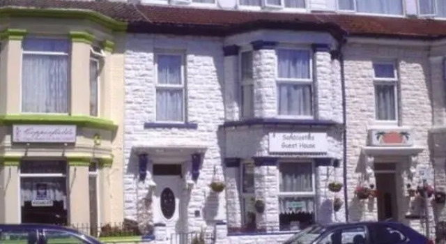Sandcastles Guest House, Rezervați Pensiune Pensiuni în Merseyside, Pensiune
