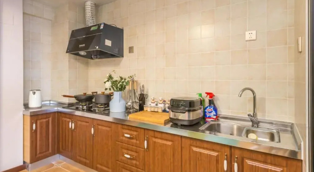 Zhengzhou Jinshui·North Third Ring Road International Trade Center· Locals Apartment 00163170