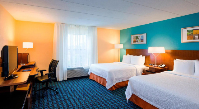 Четырёхместный номер Standard Fairfield Inn by Marriott Laurel