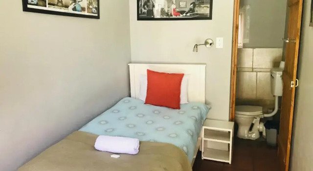 Номер Economy Big Blue Backpackers