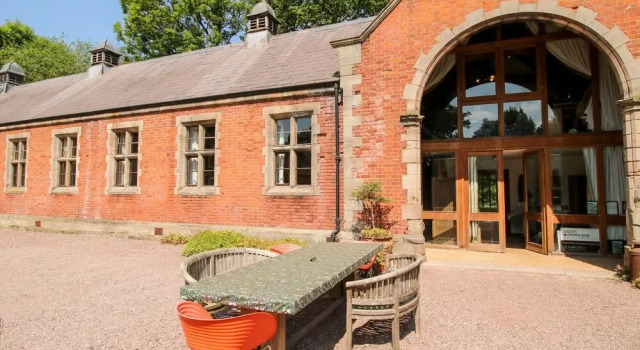 Chetwynd Lodge, Buchen Sie Ferienhaus Stafford Staffordshire
