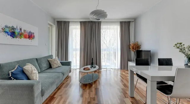 Люкс c 1 комнатой с балконом Old Town by Welcome Apartment