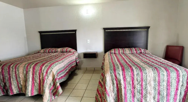 Четырёхместный номер Standard Best Budget Inn San Marcos, TX