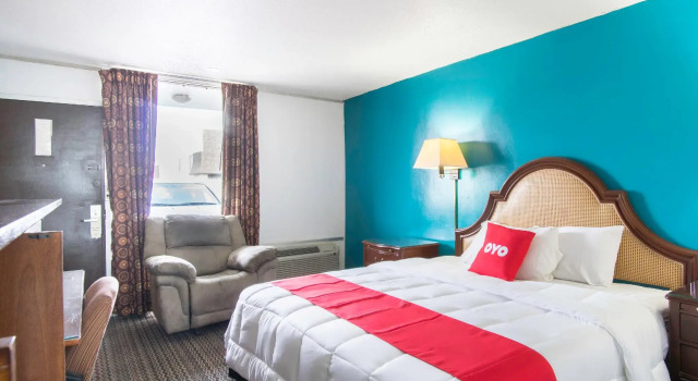 Двухместный номер Standard OYO Hotel Hutchinson West 4th Ave