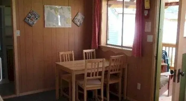 Bonnechere Lodge, Varaa Hotelli  