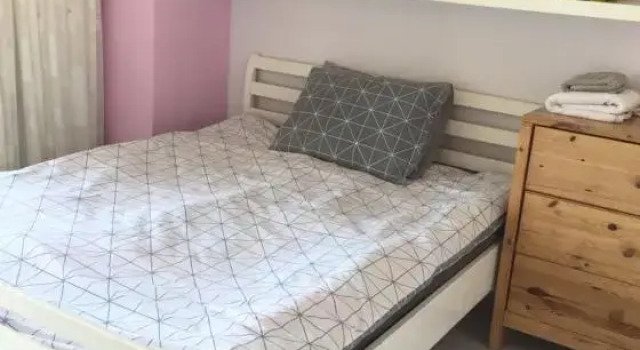 Respect to the Guest, Book Guesthouse  