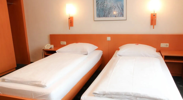 Трёхместный номер Comfort Hotel Bitburg