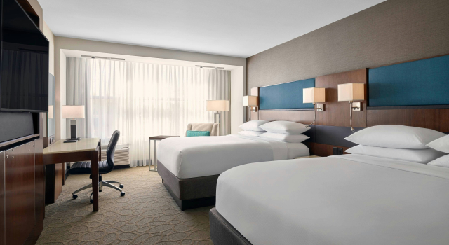 Delta Hotels by Marriott Milwaukee Northwest