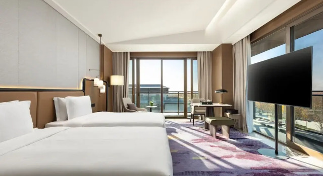 HUALUXE Hotels and Resorts Xianyang, Boek Hotel Hotels in Xianyang met parkeren, Parkeren