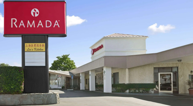 Ramada by Wyndham Torrance, Забронировать Мини-отель Мини-отели Торранс, Мини-отель