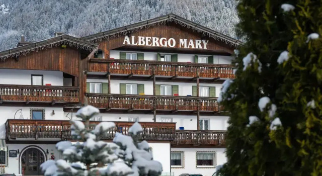 Hotel Mary