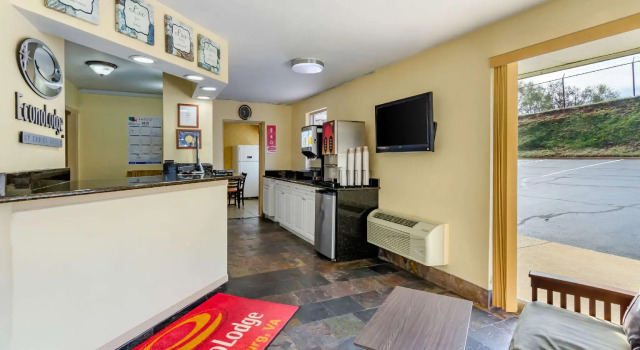 Brentwood inn & Suites - Lynchburg, Buchen Sie Hotel Lynchburg Virginia