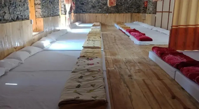 Кровать в общем номере Yen Nhi Homestay Ban Gioc - CS2 Hostel