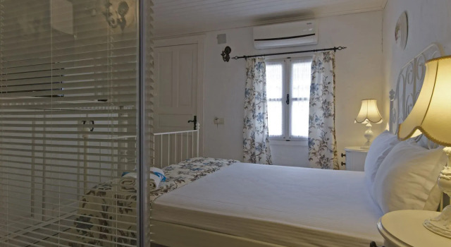 Alacati Roka Tas Otel
