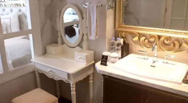 Номер Deluxe Panda Tea Garden Suites