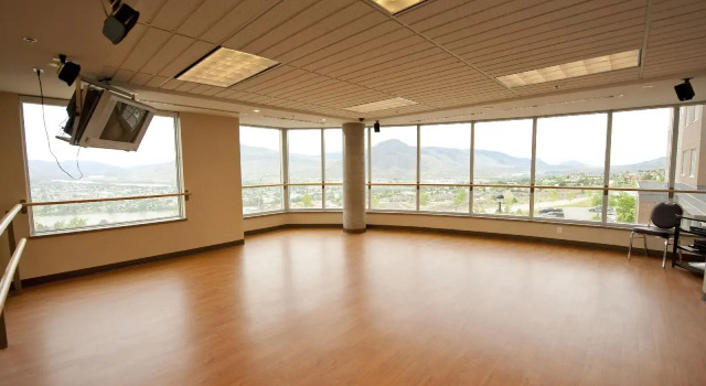 Residence & Conference Centre - Kamloops
