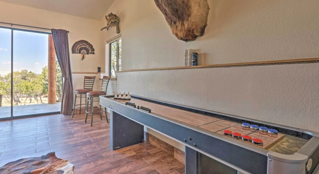 Hütte 4 Zimmer mit Balkon Overgaard Cabin w/ Pool Table & Incredible View