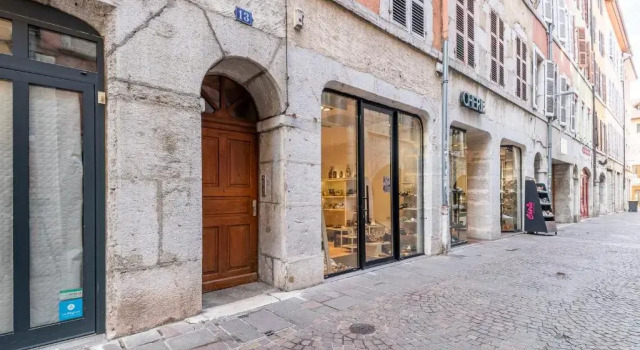 Nice T2 apartment in the heart of the old town of Annecy near the lake, Забронировать Апартаменты/квартира Анси Озеро Анси
