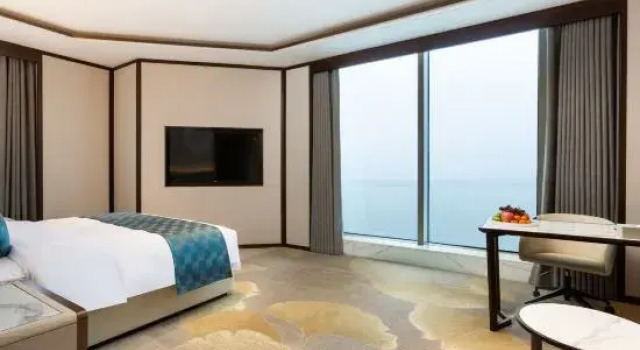Люкс с видом на озеро Hengli Hotel